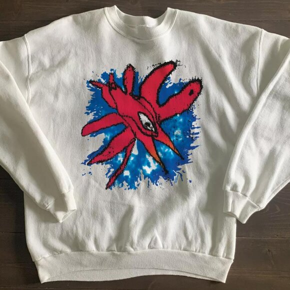 Gildan Tops - Retro 90s The Cure Wish 1992 Tour Band Sweatshirt, The Cure concert shirt unisex